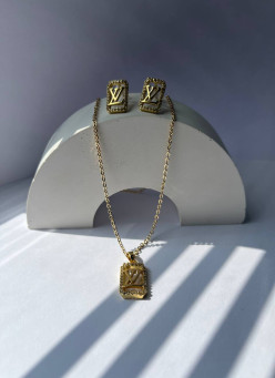 Набір (сережки та підвіска)